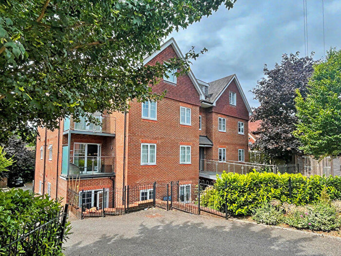 2 Bedroom Apartment For Sale In Beautiful Bedroom, Bathroom Apartment - Balcony - Great Location, HP12