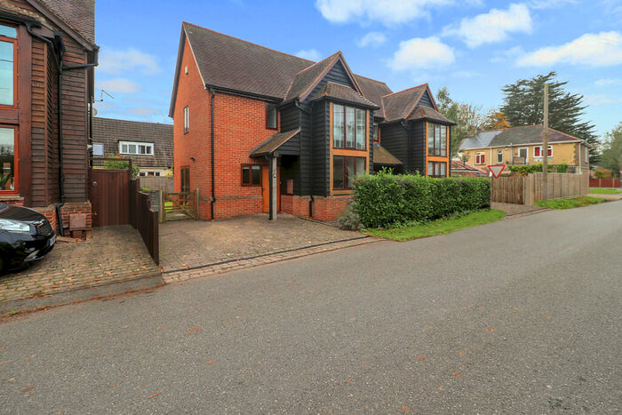 2 Bedroom Detached House To Rent In Lower Chase Road, Waltham Chase, Southampton, SO32