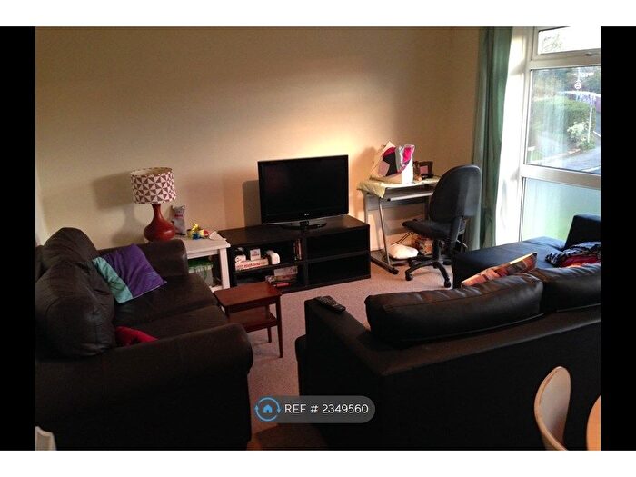 2 Bedroom Flat To Rent In Lionard House, Canterbury, CT2