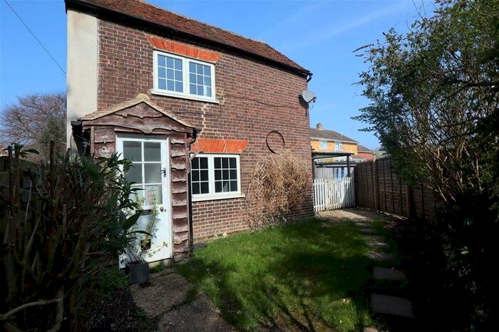 2 Bedroom Terraced House To Rent In Church End, Redbourn, Redbourn, AL3