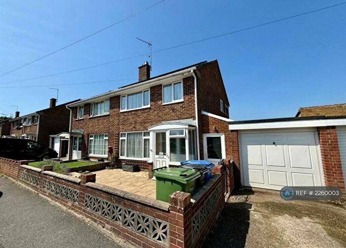 3 Bedroom Semi-Detached House To Rent In Egmont Road, Poole, BH16