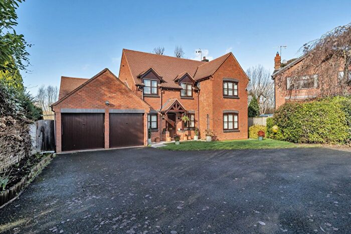 4 Bedroom Detached House For Sale In Willow Bank, Wyre Piddle, WR10