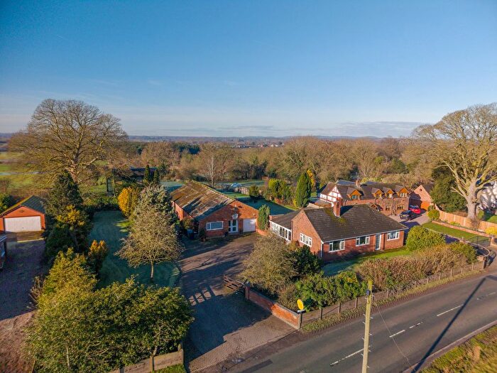 3 Bedroom Detached House For Sale In Stapeley Farm, London Road, Nantwich, CW5