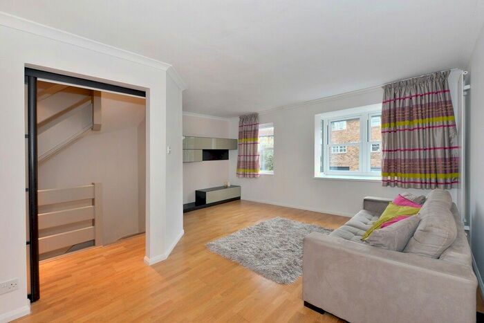 4 Bedroom Property To Rent In Whistlers Avenue, Battersea, SW11