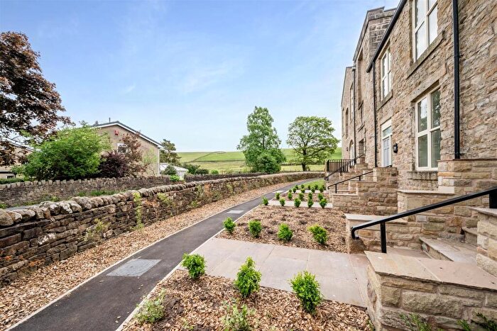 3 Bedroom Town House For Sale In Burtons Mill, Newchurch-In-Pendle, Burnley, BB12