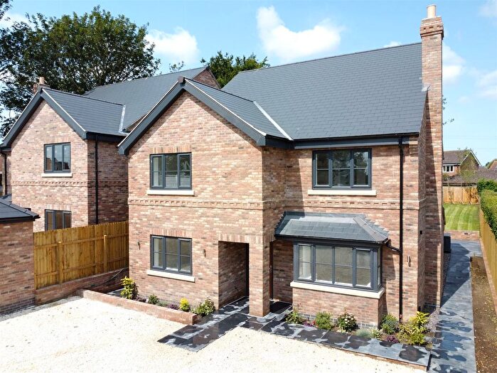 5 Bedroom Detached House For Sale In Ash House, Riplingham Road, Skidby, HU16