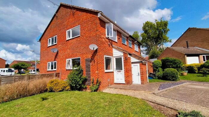 1 Bedroom Property To Rent In Christie Road, Stevenage, SG2