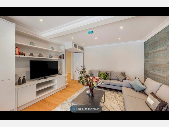 2 Bedroom Flat To Rent In Warwick Gardens, London, W14