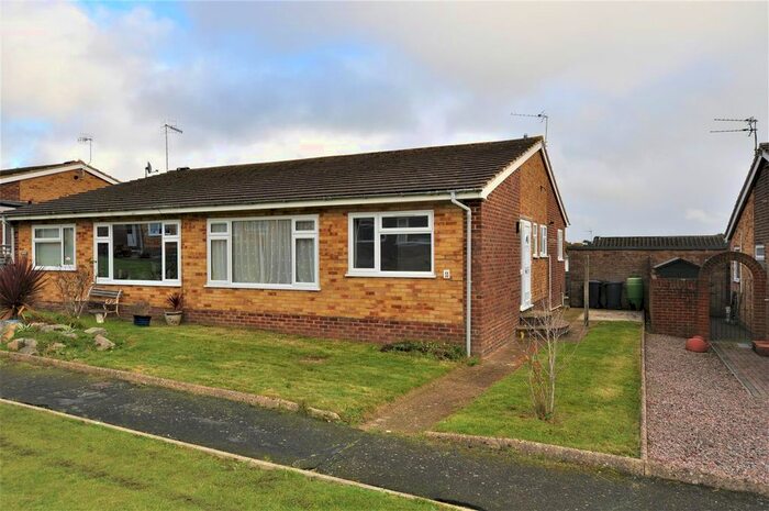 2 Bedroom Semi-Detached House To Rent In Fern Green, Hailsham BN27