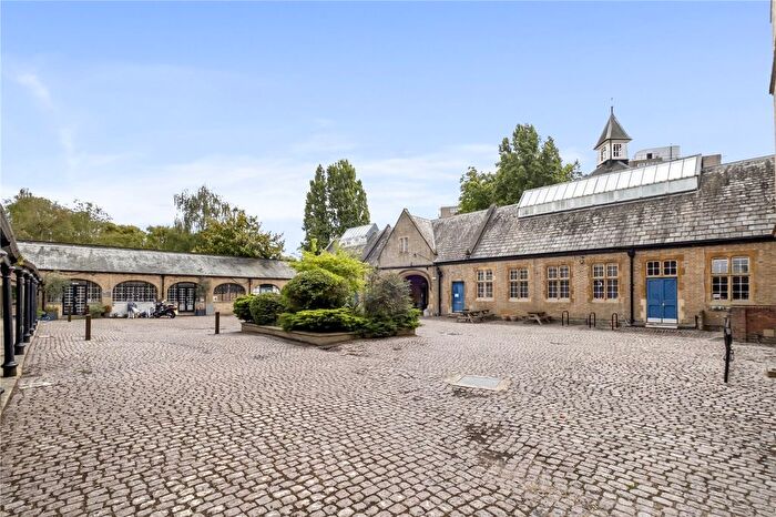 2 Bedroom Flat To Rent In John Archer Way, London, SW18