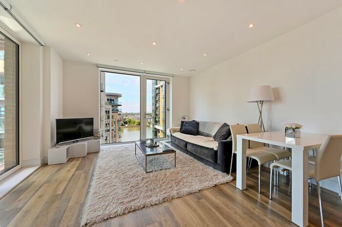 1 Bedroom Flat To Rent In Voyager House, SW11