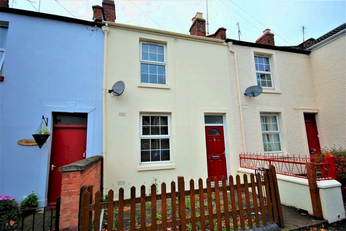 2 Bedroom Terraced House To Rent In Lansdowne Street, Leamington Spa, CV32