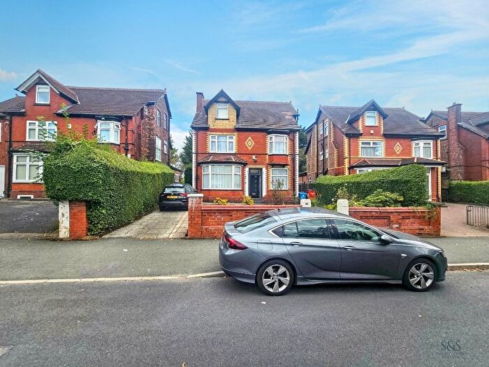 7 Bedroom Detached House For Sale In Waterpark Road, Salford, M7
