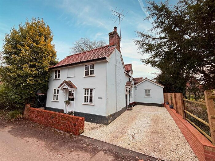 3 Bedroom Cottage For Sale In Barrack Lane, Ufford, Woodbridge, IP13