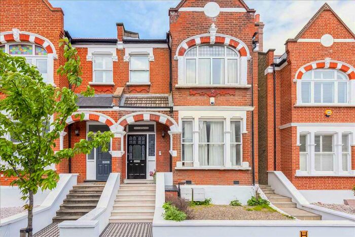 5 Bedroom Semi-Detached House To Rent In Bernard Gardens, London, SW19