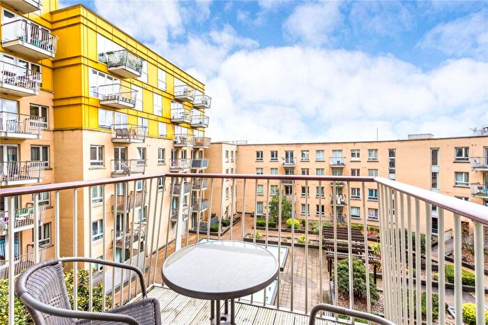 2 Bedroom Apartment To Rent In Carronade Court, Eden Grove, London, N7