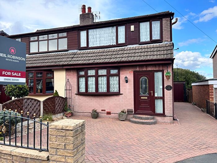3 Bedroom Semi-Detached House For Sale In Skelton Street, Ashton-In-Makerfield, Wigan, WN4