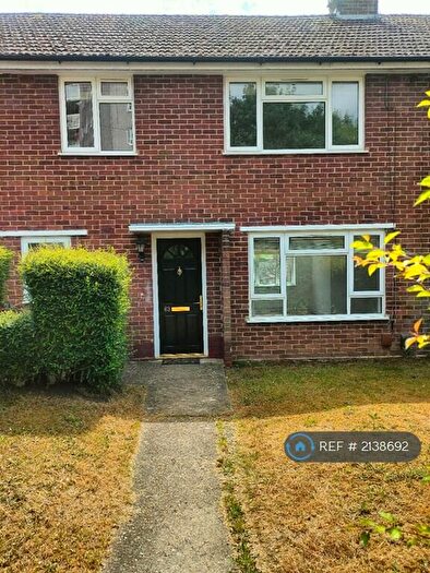 3 Bedroom Terraced House To Rent In Gainsborough Road, Reading, RG30