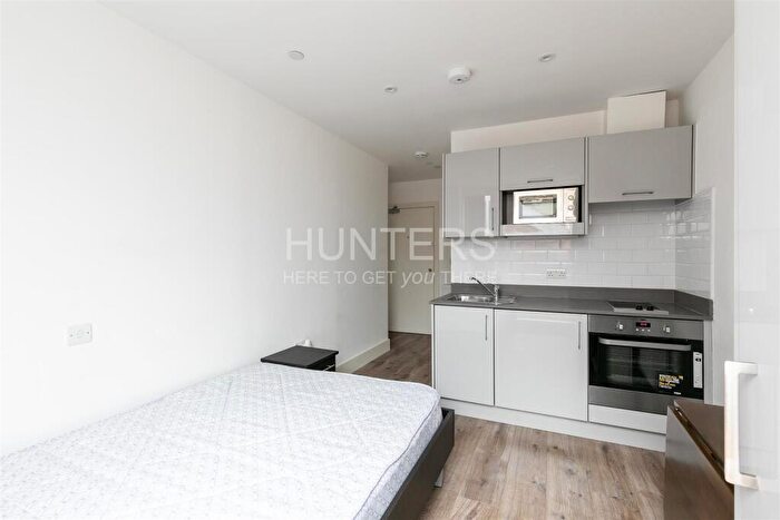 Studio To Rent In Luminaire Apartments, Kilburn High Road, NW6