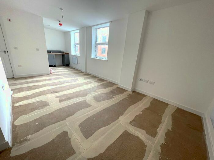 Studio To Rent In Tower Street, Town Centre, Taunton, TA1