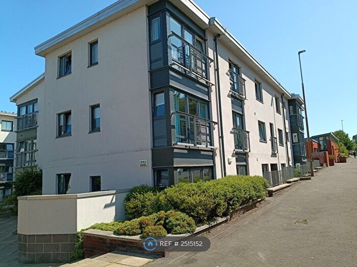 2 Bedroom Flat To Rent In Granton Road, Edinburgh, EH5