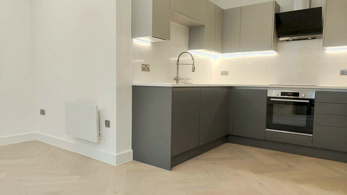 2 Bedroom Apartment To Rent In Midas House, Orpington, BR6