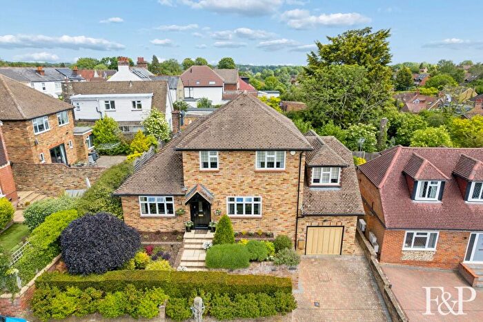 3 Bedroom Detached House For Sale In Sycamore Rise, Chalfont St. Giles, HP8