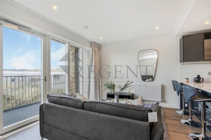 1 Bedroom Flat To Rent In Alington House, Clarendon, N8