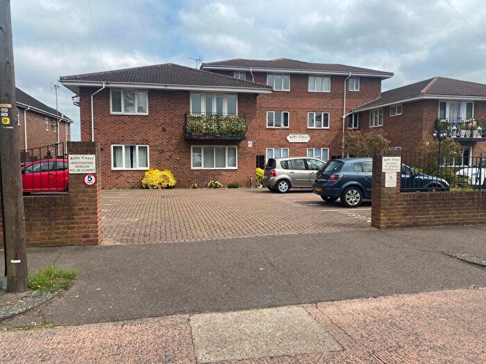 2 Bedroom Flat To Rent In Ruby Court, SS9