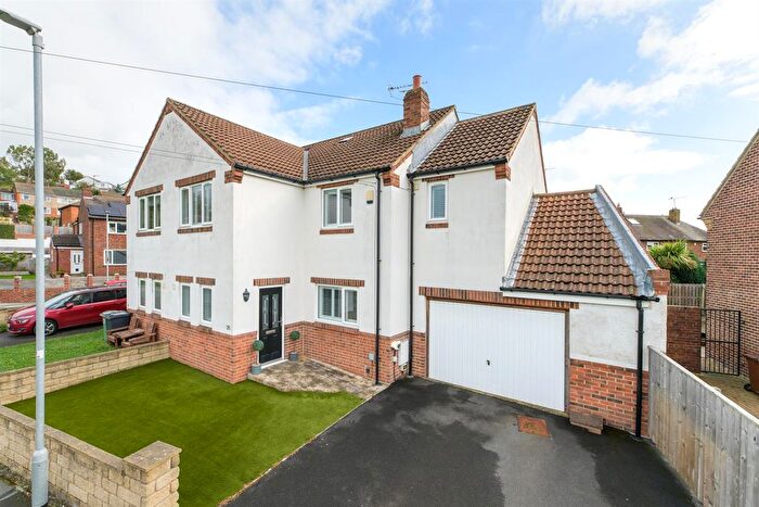 4 Bedroom Semi-Detached House For Sale In Ridding Gate, Otley, LS21
