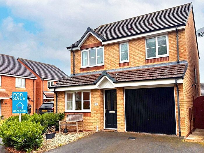 3 Bedroom Detached House For Sale In Woodvine Road, Berwick Grange, Shrewsbury, Shropshire, SY1