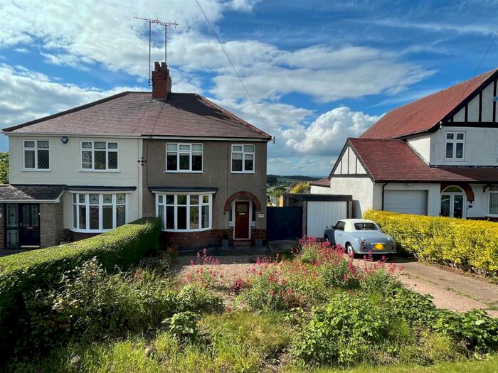 Semi-Detached House For Sale In Bretby Lane, Bretby, Burton-On-Trent, DE15