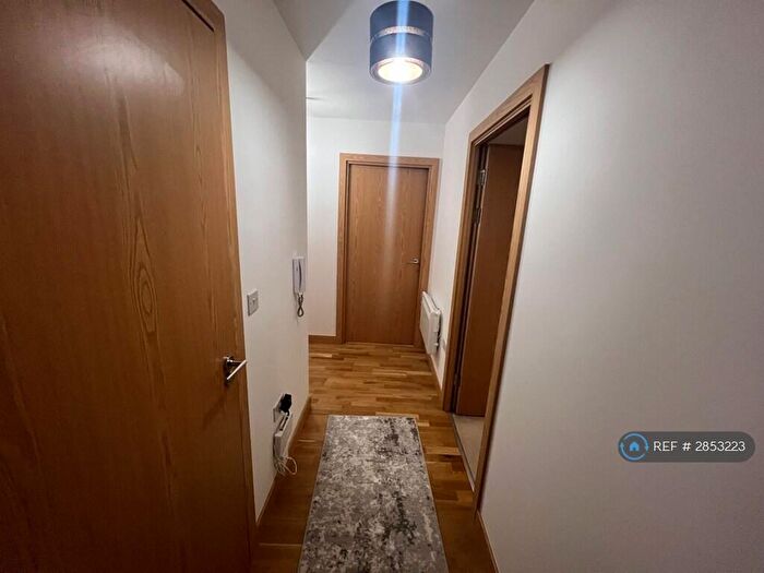 2 Bedroom Flat To Rent In Cherrydown East, Basildon, SS16