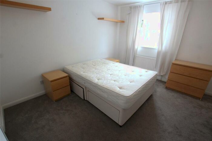 1 Bedroom Property To Rent In Fishermans Drive, London, SE16