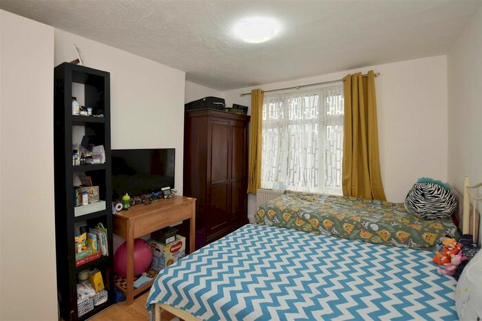 4 Bedroom Semi-Detached House For Sale In Clarendon Gardens, Wembley, HA9