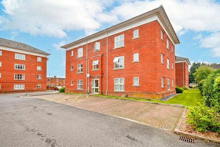 2 Bedroom Apartment For Sale In Thornycroft Close, Newbury, Berkshire, RG14