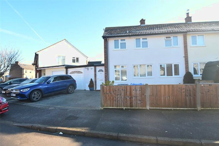 4 Bedroom Detached House To Rent In Cornwall Close, Eton Wick, Berkshire SL4