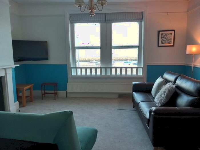 2 Bedroom Flat To Rent In Rhos Promenade, Rhos On Sea, LL28