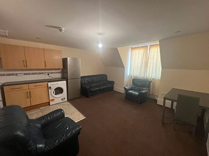 4 Bedroom Flat To Rent In G, Whitehall Street, Dundee, DD1