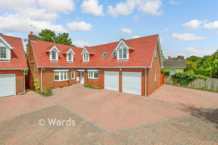 4 Bedroom Detached Bungalow For Sale In Heathfield Road, Penenden Heath, Maidstone, Kent, ME14