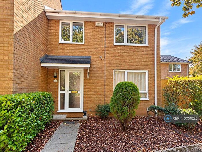 3 Bedroom End Of Terrace House To Rent In Olivers Mill, Longfield, DA3