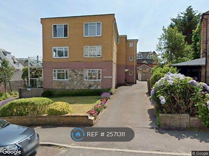 2 Bedroom Flat To Rent In Beachcliff, Bournemouth, BH4