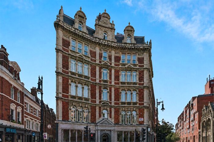 2 Bedroom Flat For Sale In Shaftesbury Avenue, London, WC2H