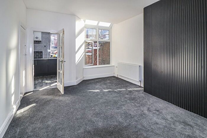 3 Bedroom Terraced House To Rent In Leamington Road, Blackburn, BB2