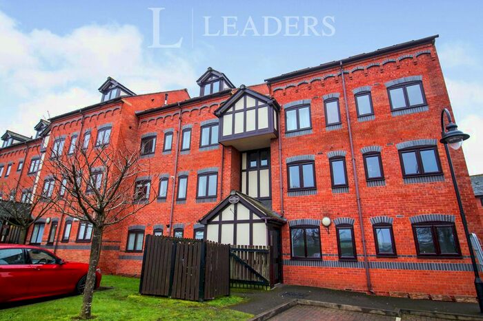 2 Bedroom Flat To Rent In The Gatehouse, The Moorings, Leamington Spa CV31