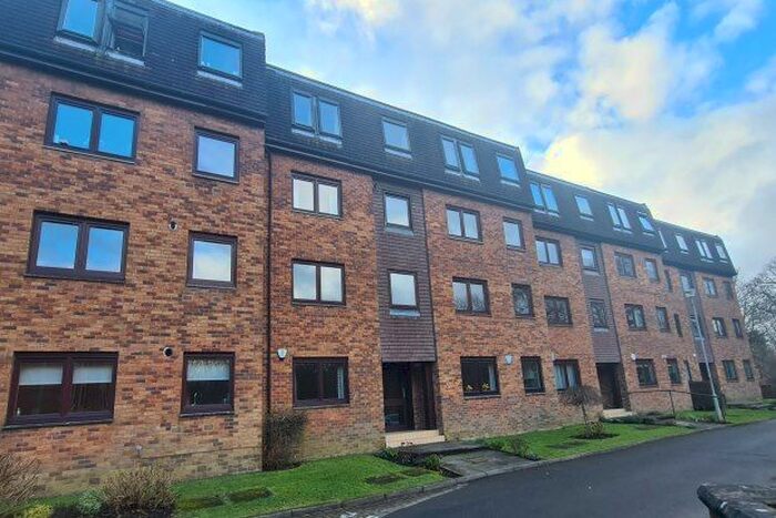 2 Bedroom Flat To Rent In Killermont View, Glasgow, G20