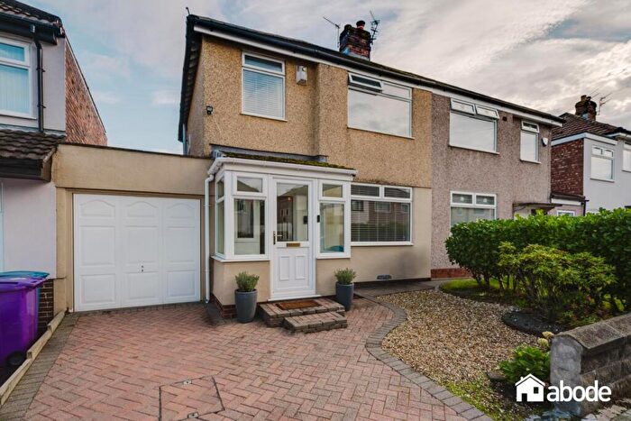 3 Bedroom Semi-Detached House For Sale In Linkside Road, Woolton, Liverpool, L25