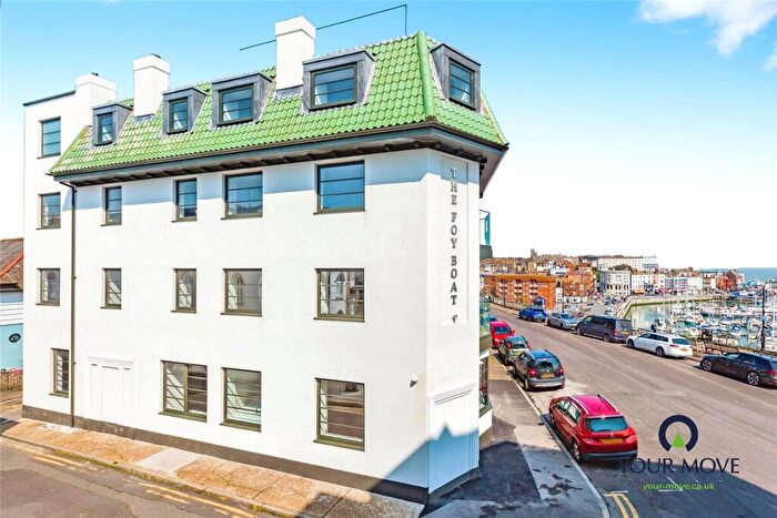 2 Bedroom Flat To Rent In Sion Hill, Ramsgate, Kent, CT11