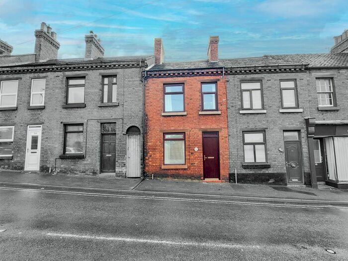 2 Bedroom Terraced House To Rent In Buxton Road, Leek, Staffordshire ST13