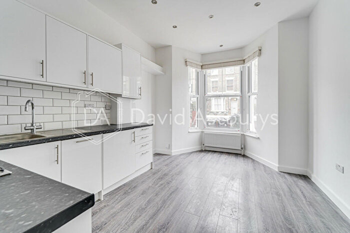 2 Bedroom Apartment To Rent In Moray Road, Finsbury Park, N4